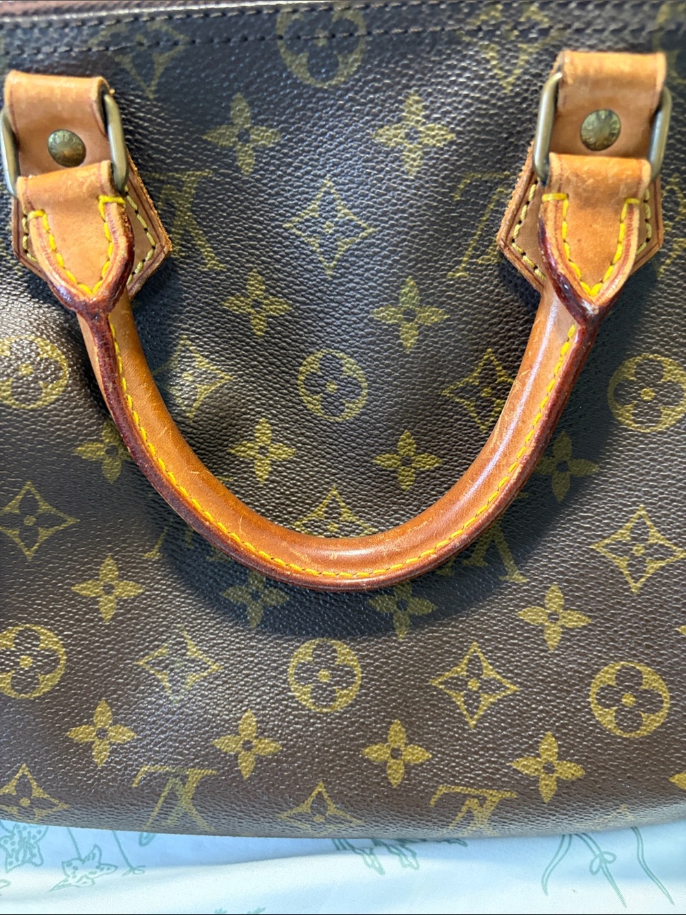 Louis Vuitton handbag. Speedy 40 Authentic - Picture 7 of 11